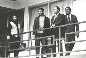 Martin Luther King, Hosea Williams, Jesse Jackson, Ralph Abernathy stand on the hotel balcony.